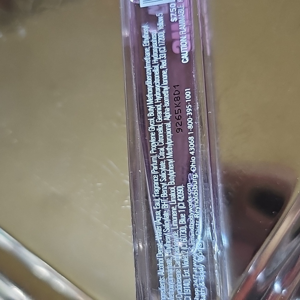 New Bath & Body Works Sweet Pea Fragrance Mist - .28 Fl oz Spray Fragrant Waters - Picture 4 of 5